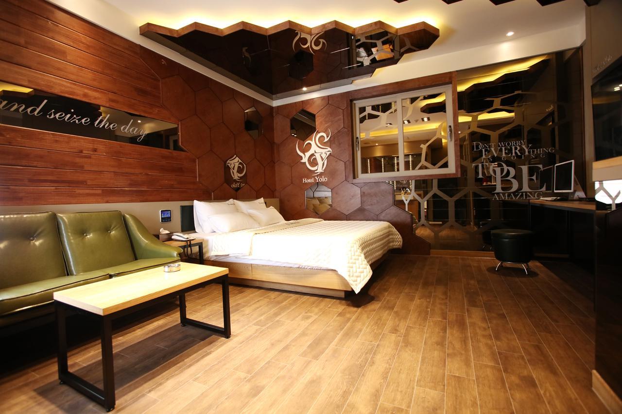 Hotel Yolo Chongnae-dong Экстерьер фото